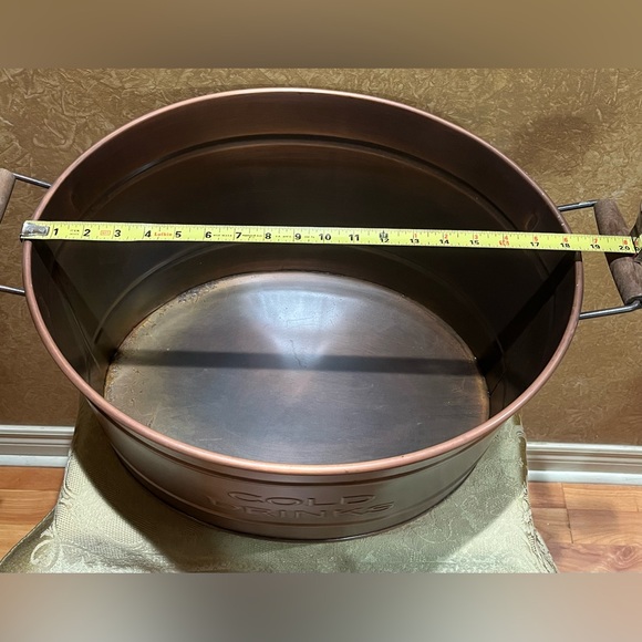 Rustic Copper Beverage Ice Tub - Picture 4 of 7